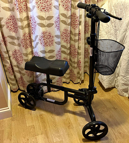 Black wheel knee walker - black,